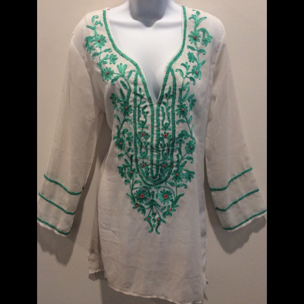 Club Z collection white/tiel swimsuit coverup size M